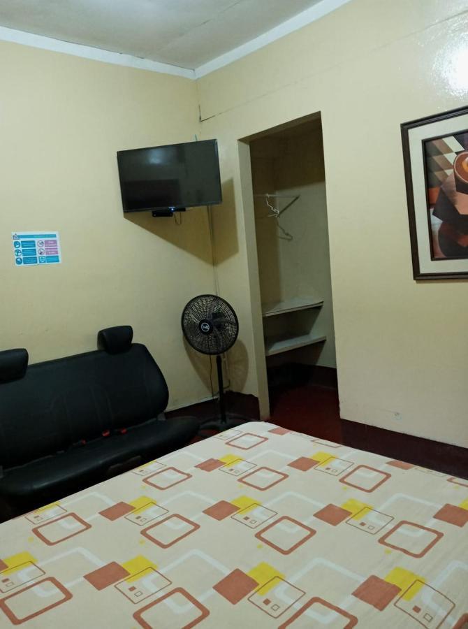 Hostal Virrey & Tours ตรูคีโย ภายนอก รูปภาพ